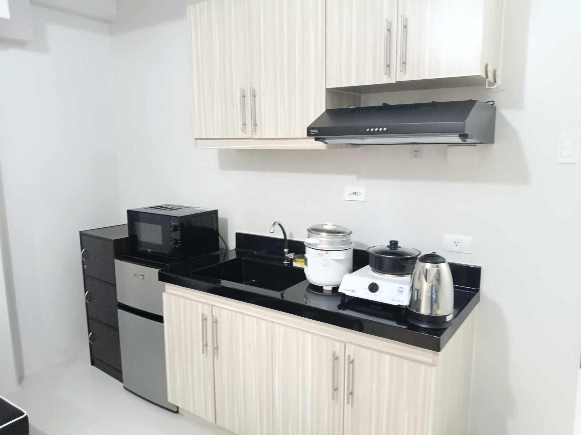 E&d Royal Oceancrest Mactan - 1br Full With Balcony And Rooftop With Panoramic View Near Airport *