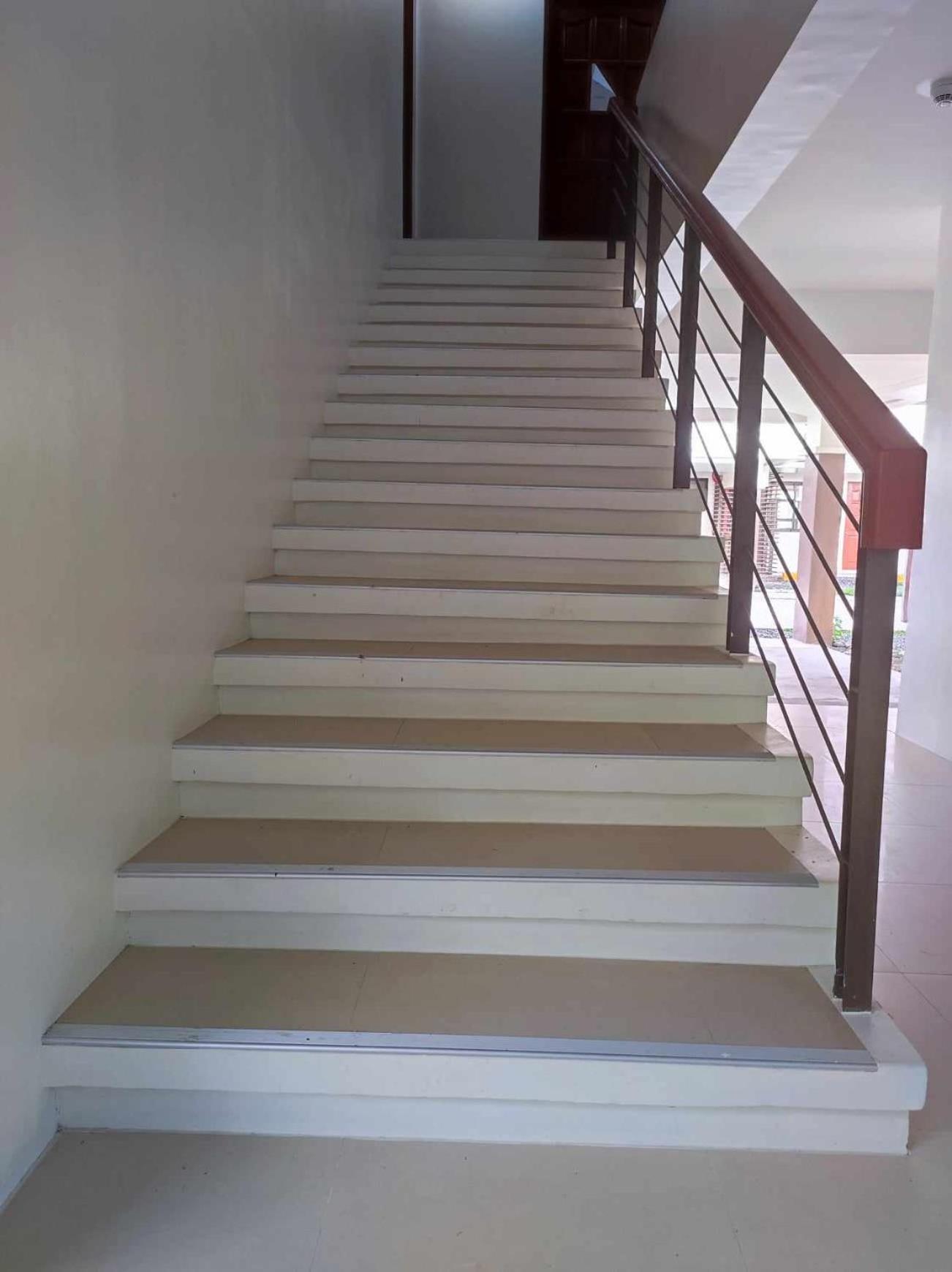 Apartment Trig Place @almond Drive