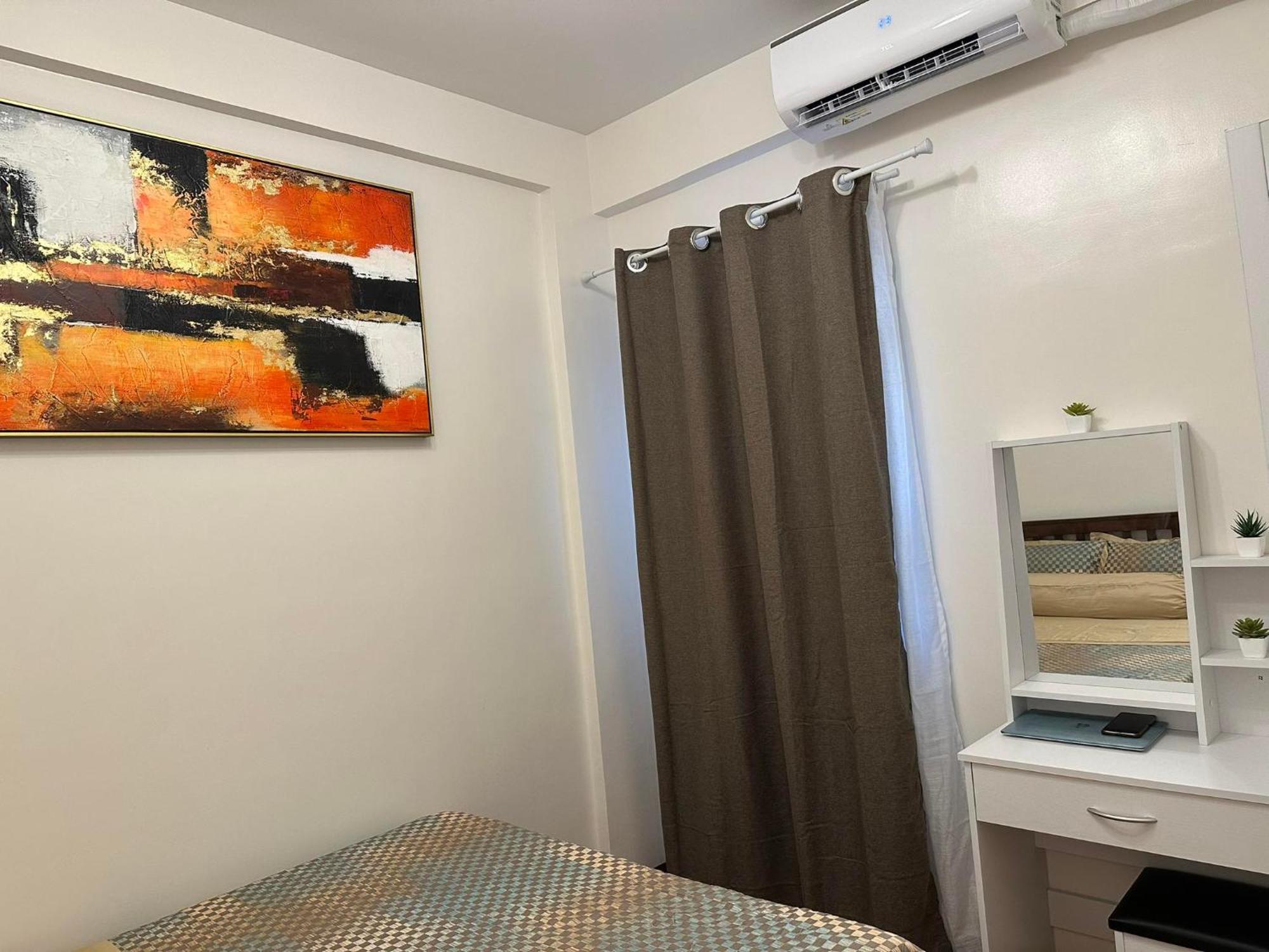 Apartment Trig Place @almond Drive *