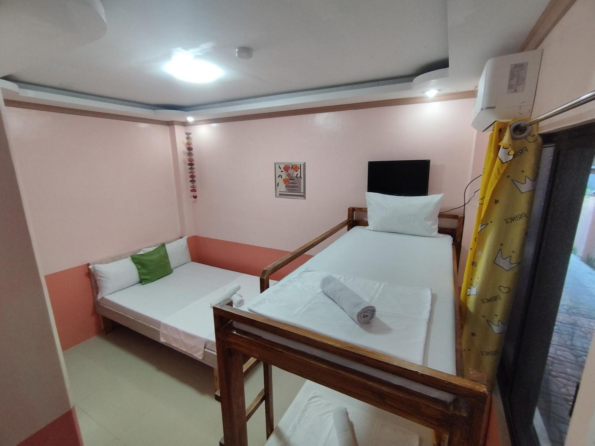 Ocean View House 2* Oslob
