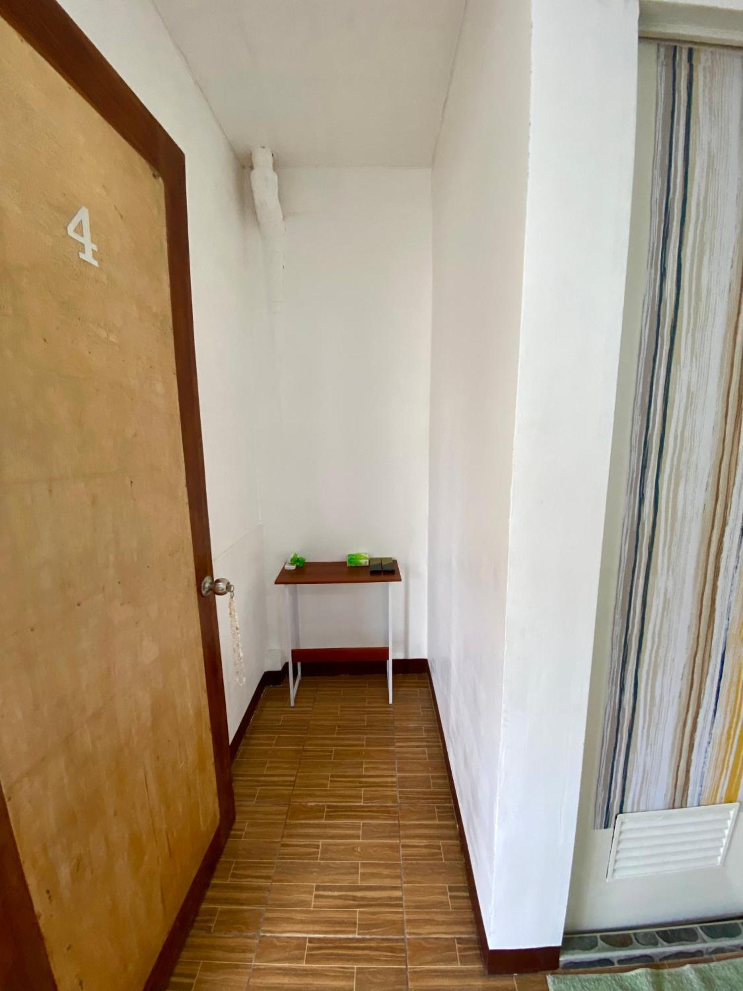 Guest house Topbudz Panagsama Couple Moalboal