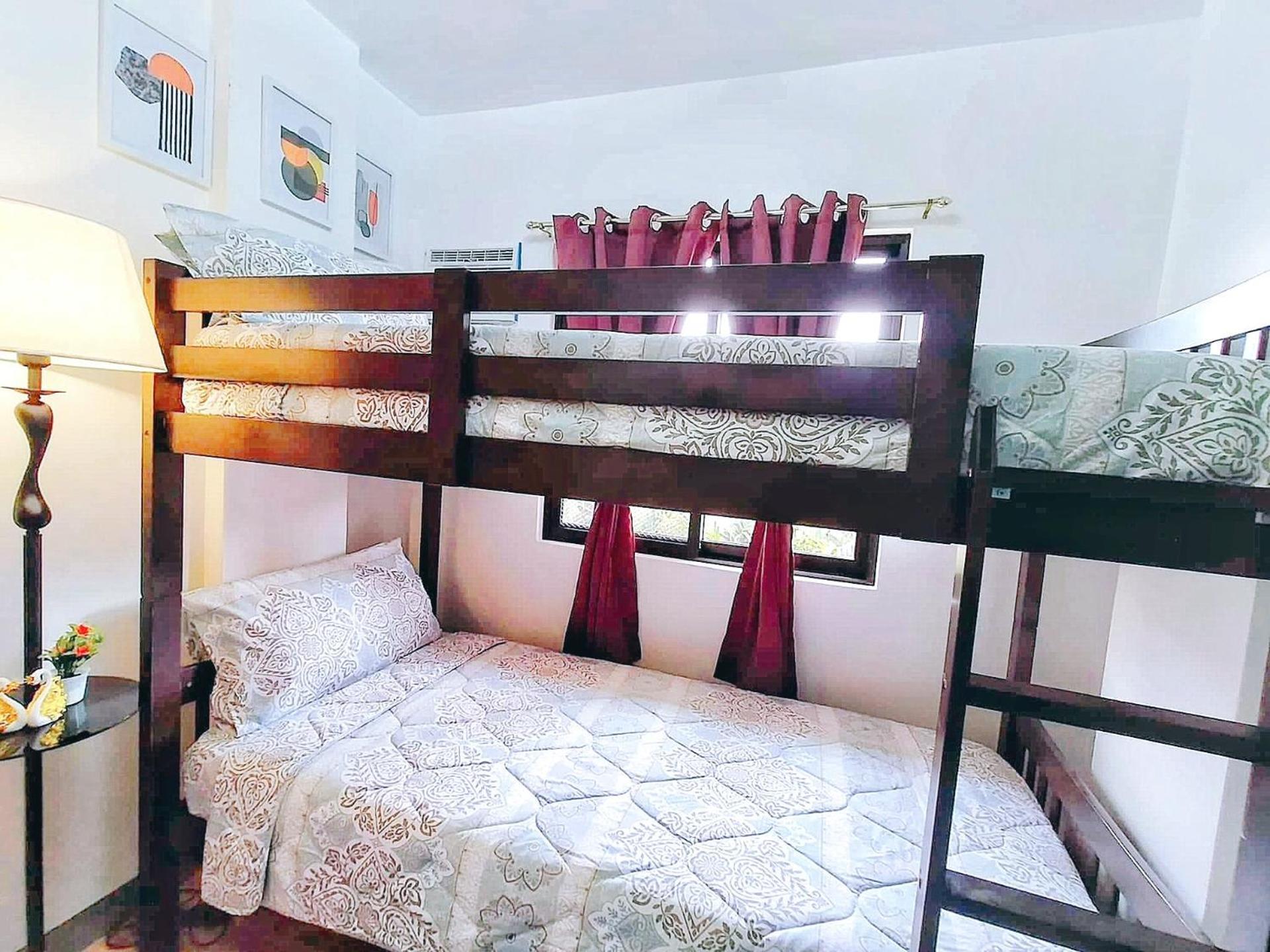 Away From 2br 6 Minutes Drive To Grand Mall Wifi, Netflix & Free Parking Liloan