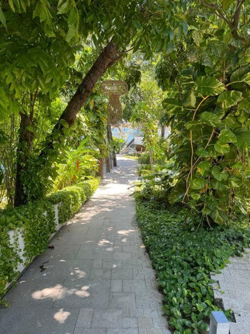Private At Tambuli Sae Side Living By The Apartment Lapu-Lapu City