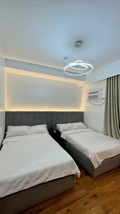 Idcs Place At Westjonesresidences Fuente Apartamento