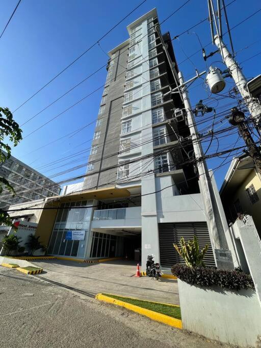 Idcs Place At Westjonesresidences Fuente Apartamento Cebu