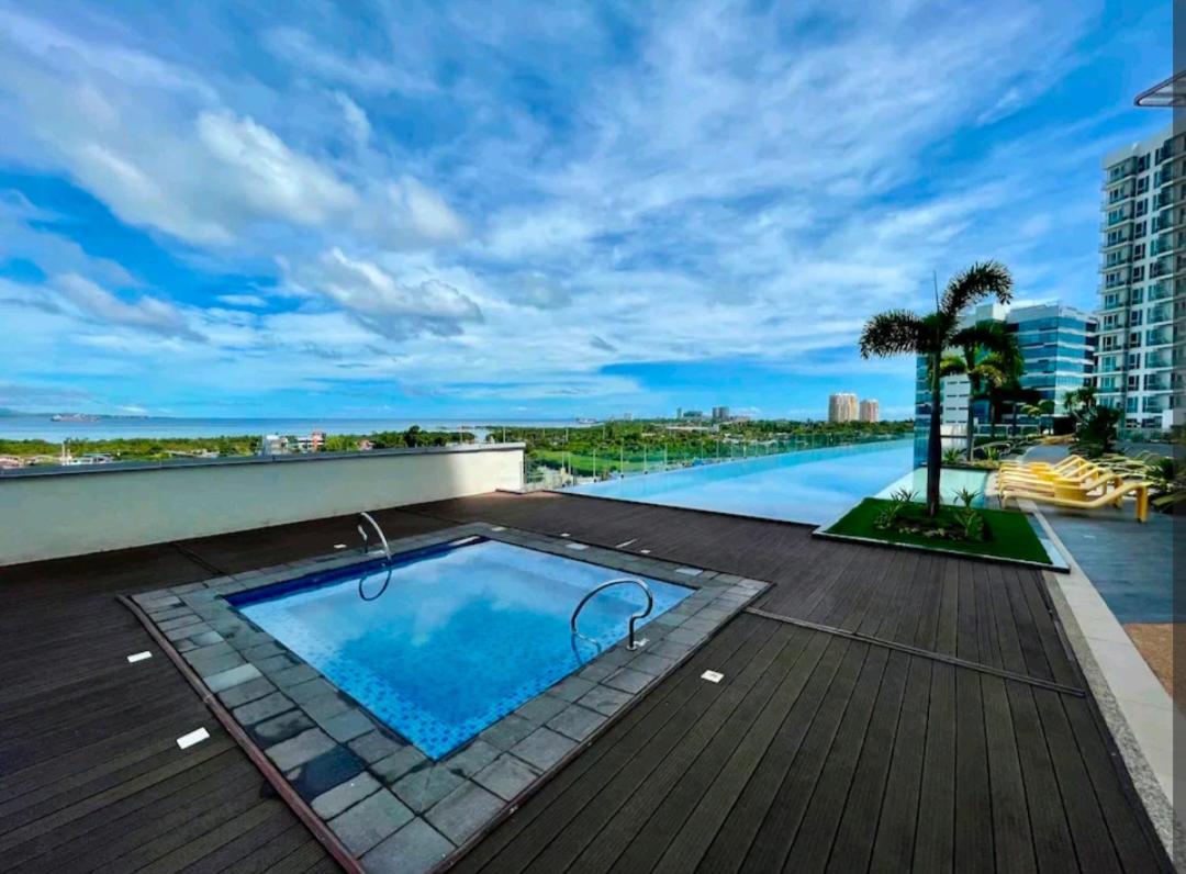 Mactan Newtown With Pool Access Lapu-Lapu City