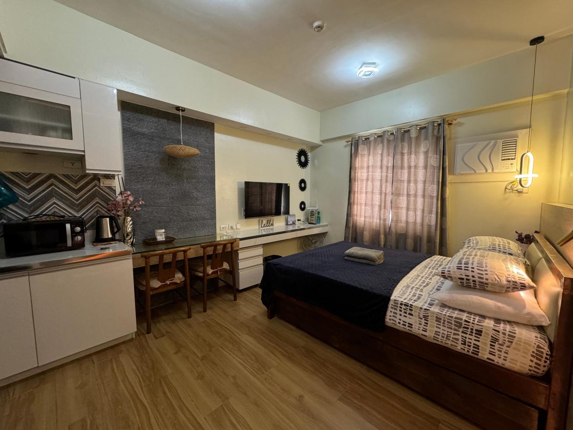 Aesthetic Functional Minimalist Space Sunvida Tower Sv1716 Aparthotel