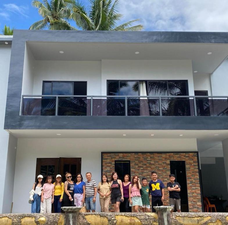 Camotes Resthouse Casa de férias Poro