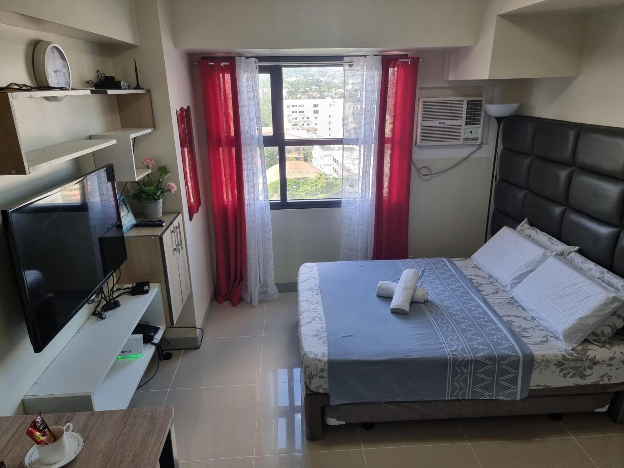 Unit At Horizons 101 *