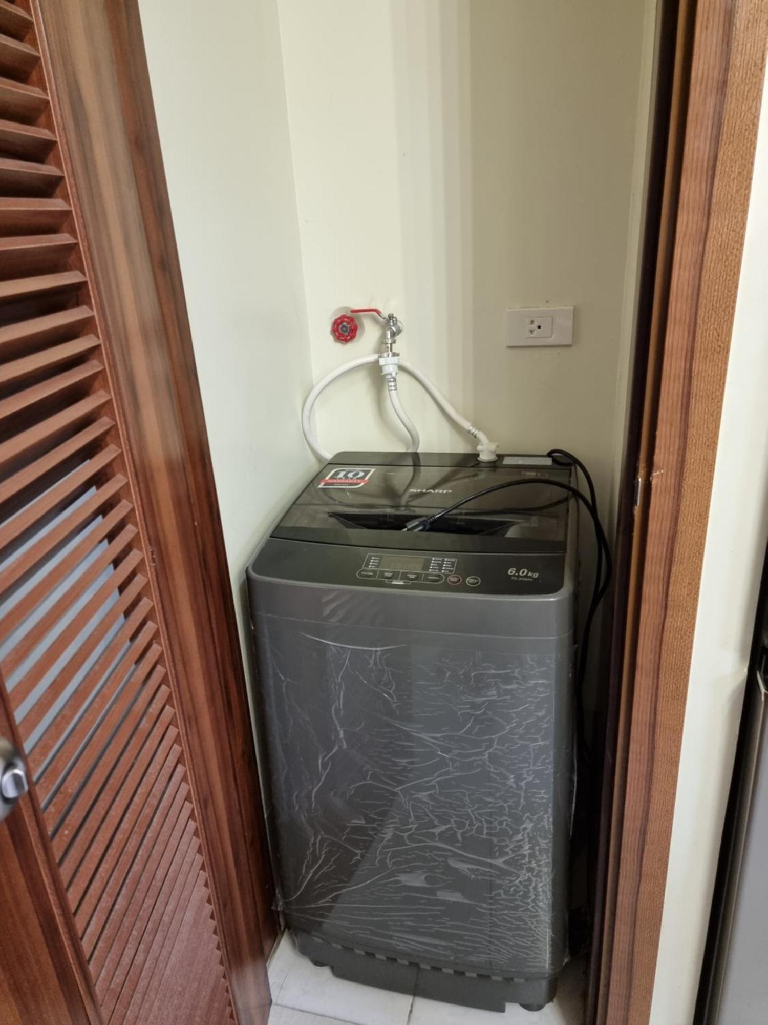 Apartment 1br With Balcony At Horizons 101 *