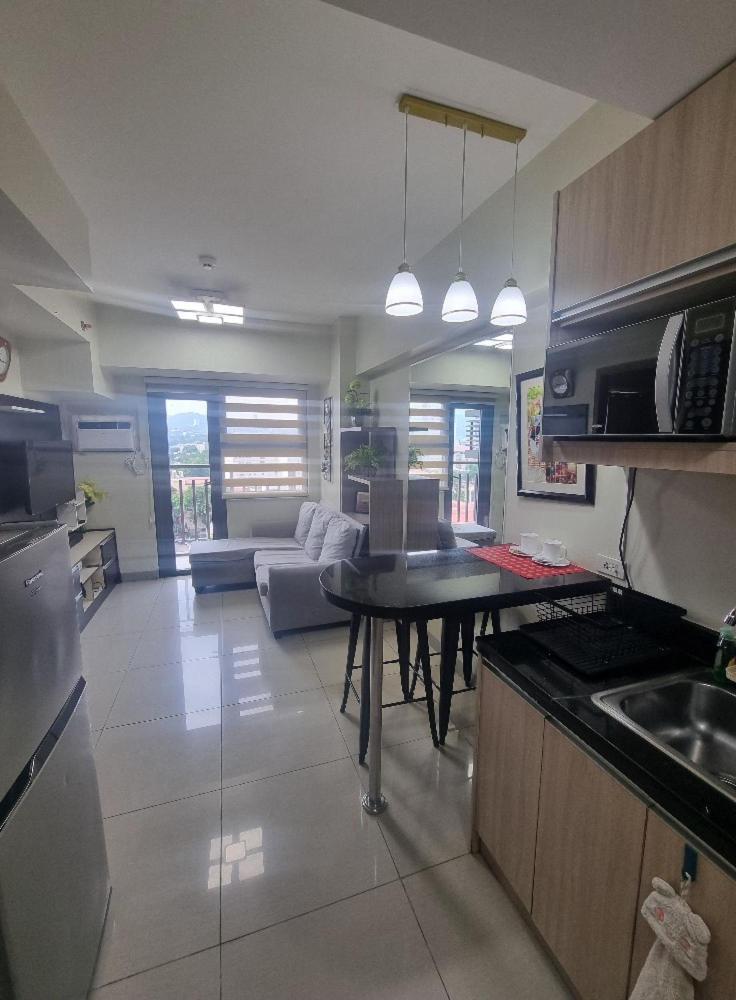 1br With Balcony At Horizons 101 Apartment