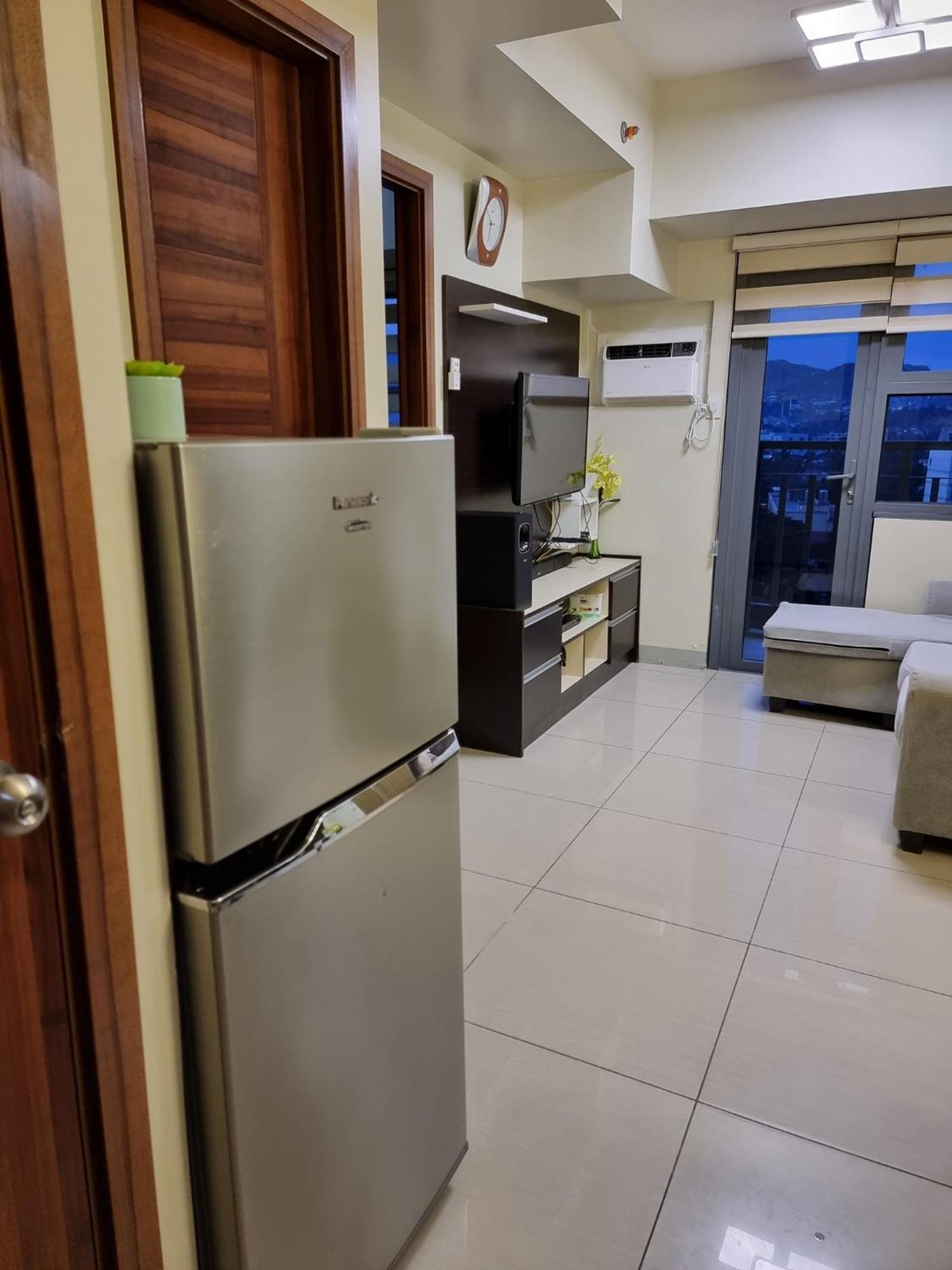 1br With Balcony At Horizons 101 Cebu