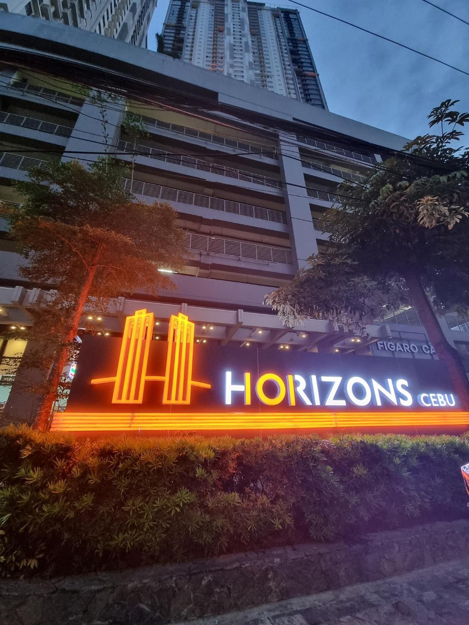 Apartment 1br With Balcony At Horizons 101