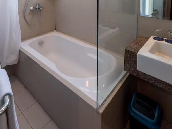 Aparthotel Mactan Newtown With Free Airport Pickup