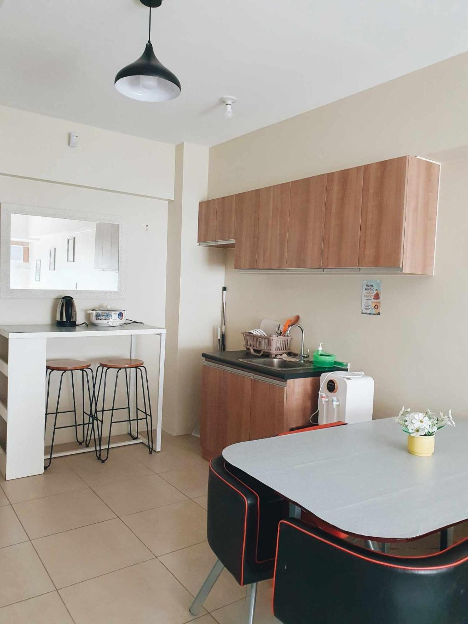 Apartment Avida Riala T1 306 *