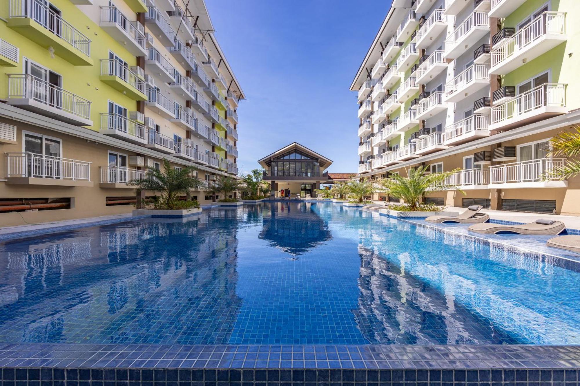 Amani 729, 3 Minutes To Airport,with Gym & Pool,100mbps Wifi,free Netflix Lapu-Lapu City
