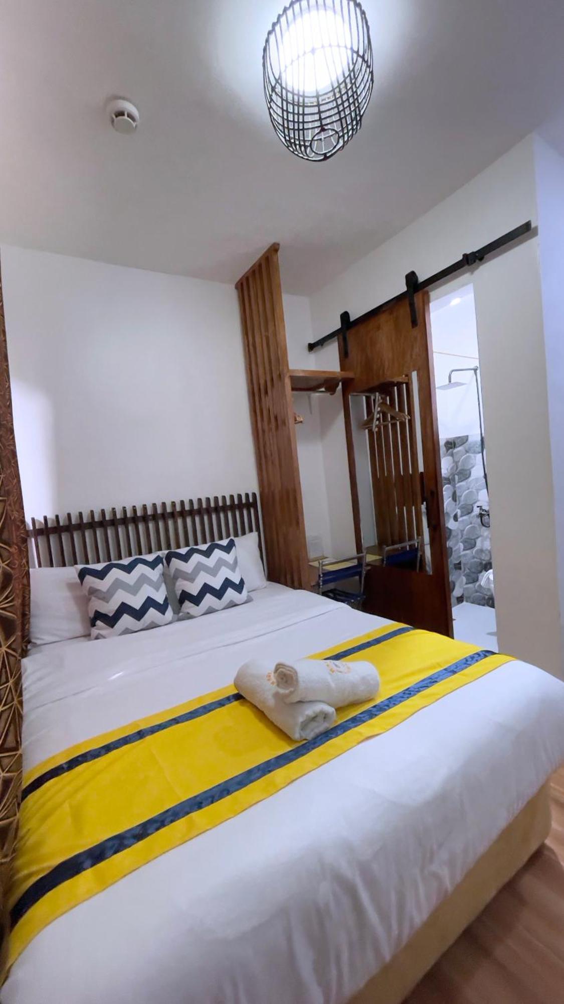 Mactan Hostel *