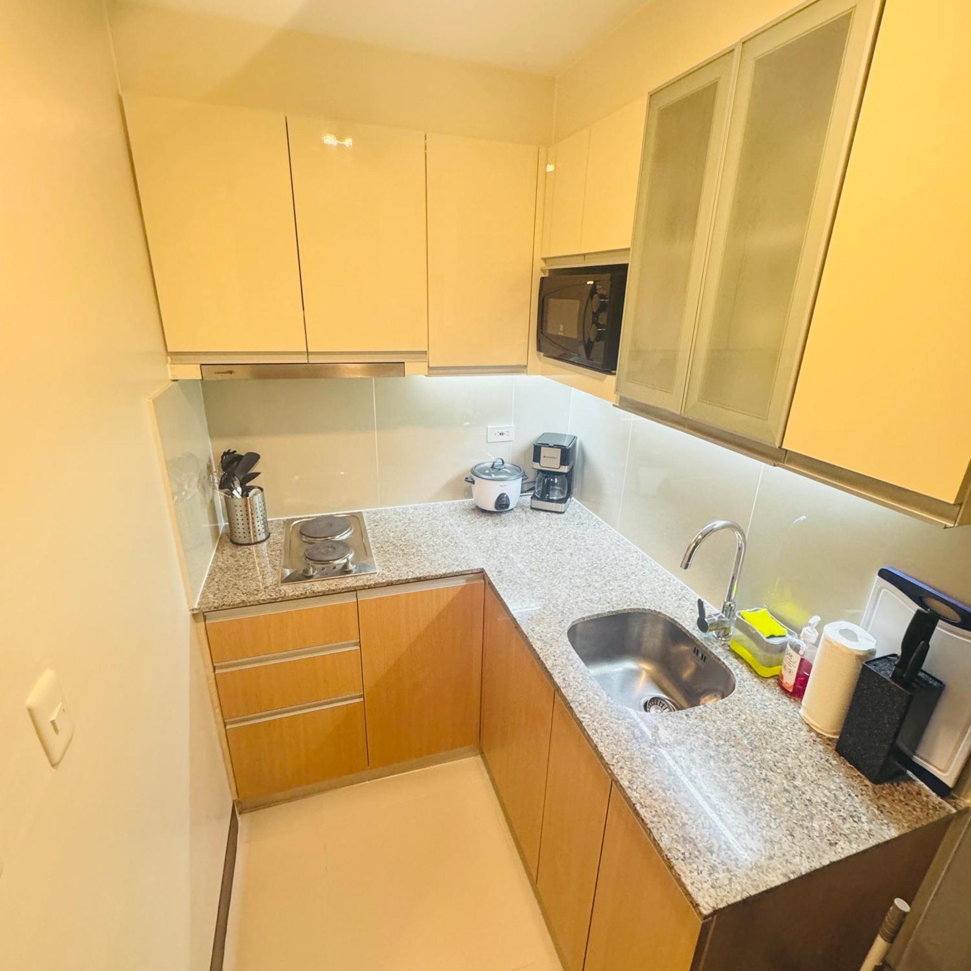 Mactan Newtown With Free Airport Pickup Aparthotel