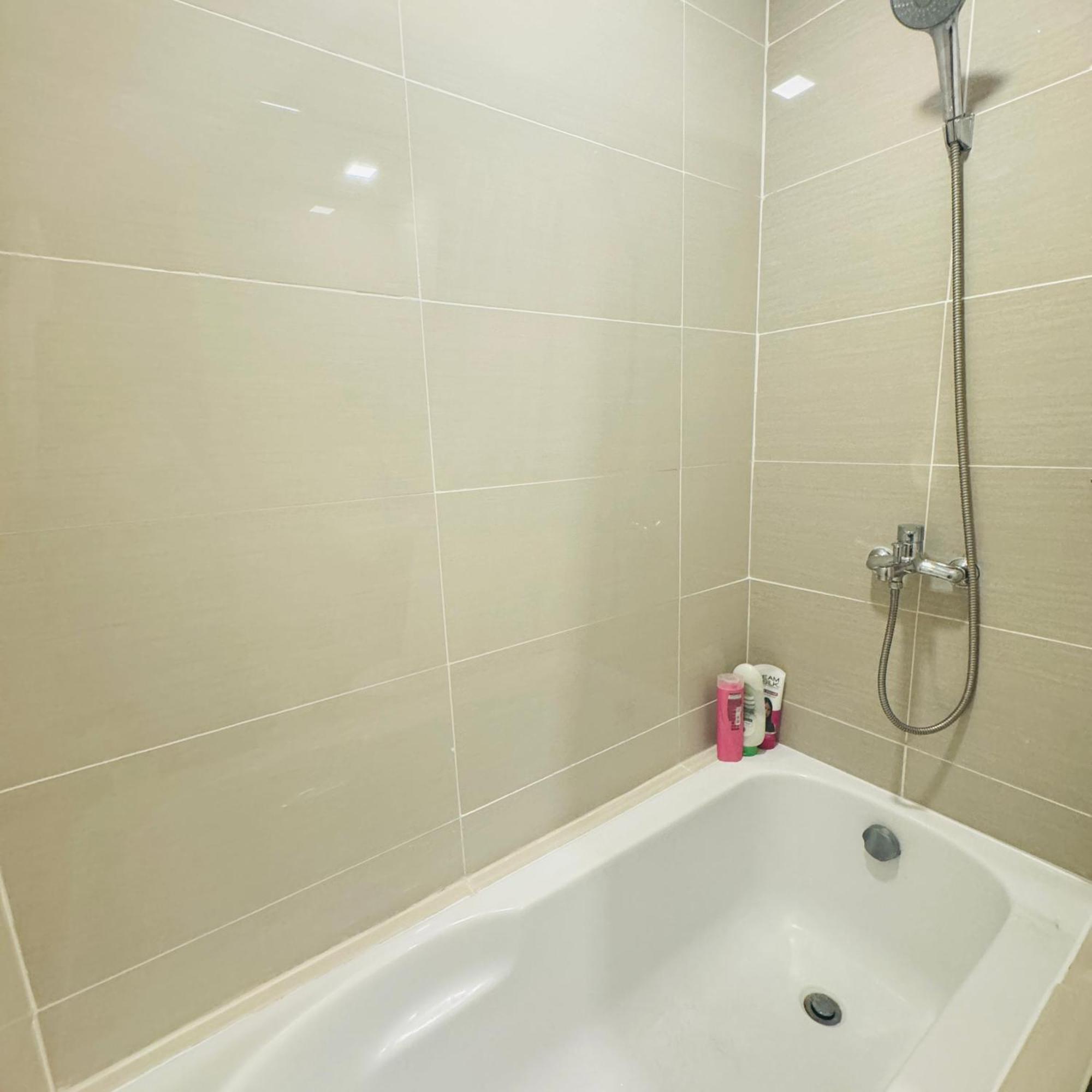 Mactan Newtown With Free Airport Pickup * Lapu-Lapu City