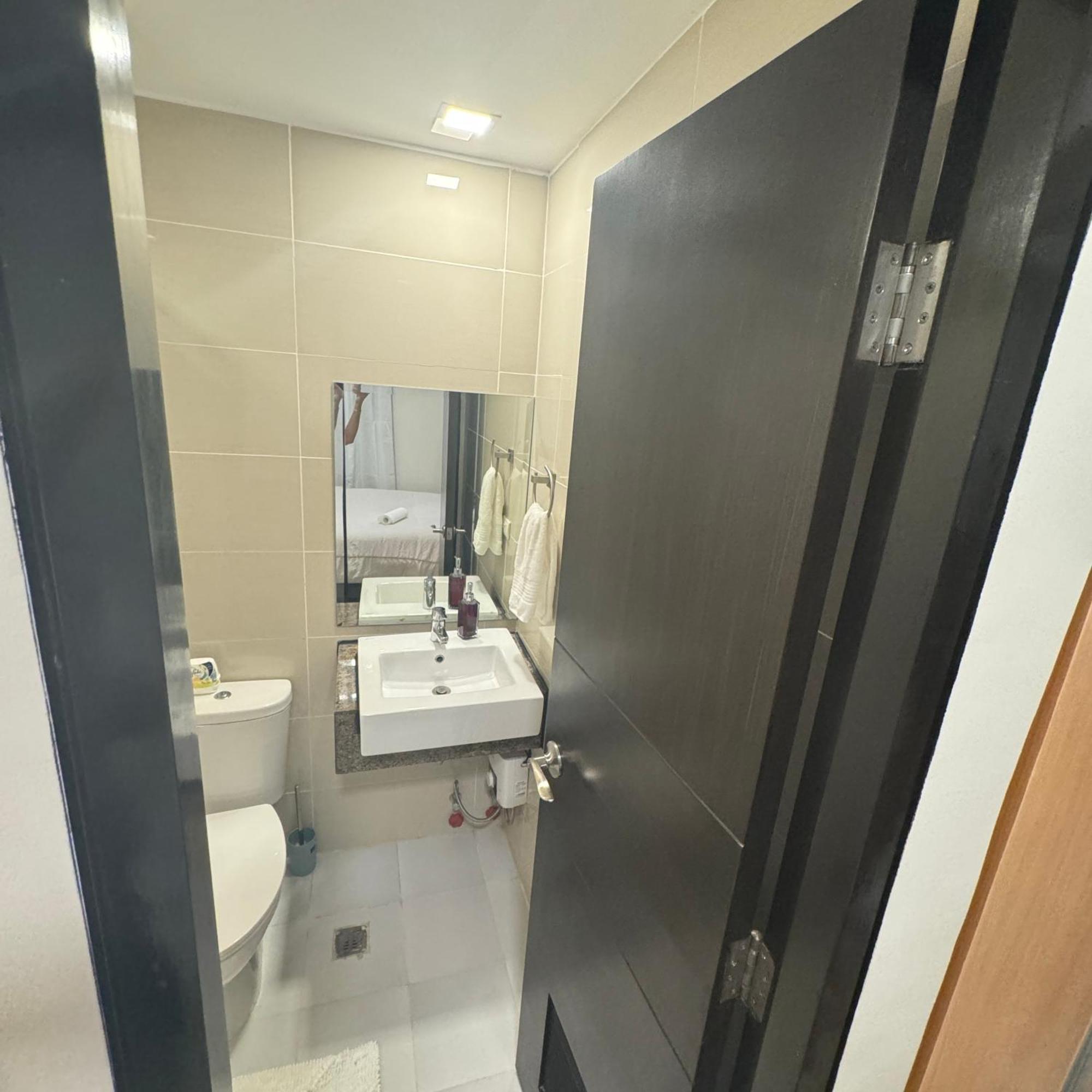 Aparthotel Mactan Newtown With Free Airport Pickup *