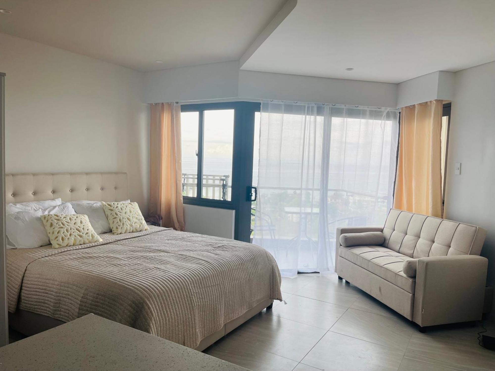 Condo With Private Beach At Tambuli Beach Resort Near Airport In Cebu Aparthotel *