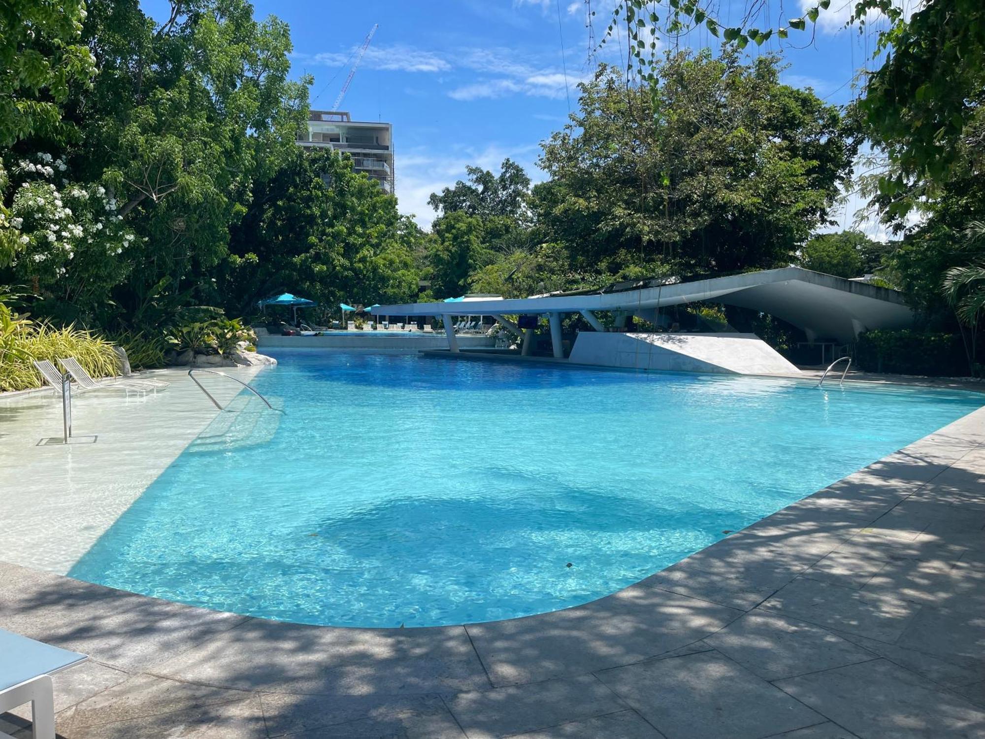 Condo With Private Beach At Tambuli Beach Resort Near Airport In Cebu