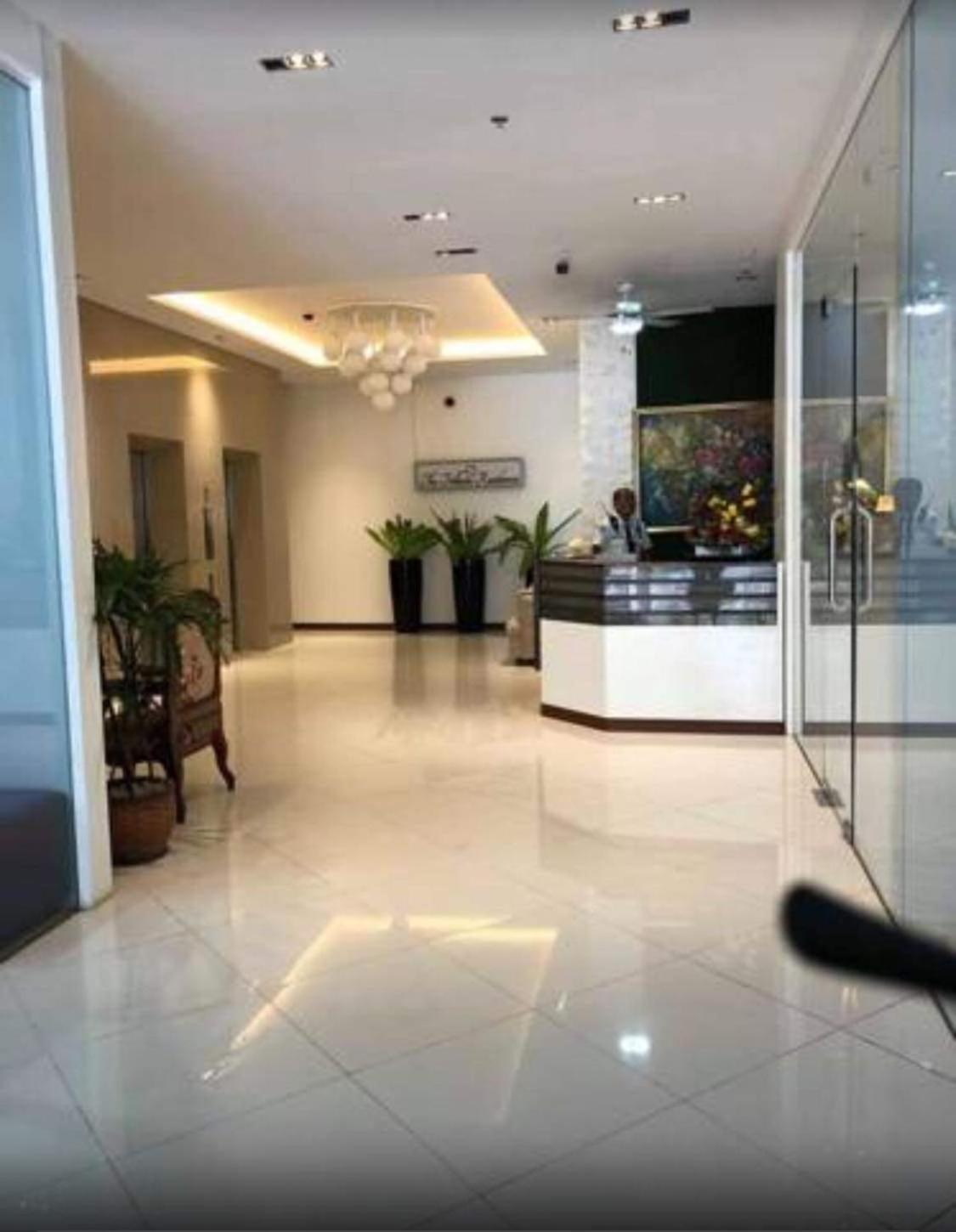 Budget Unit Near Ayala Center