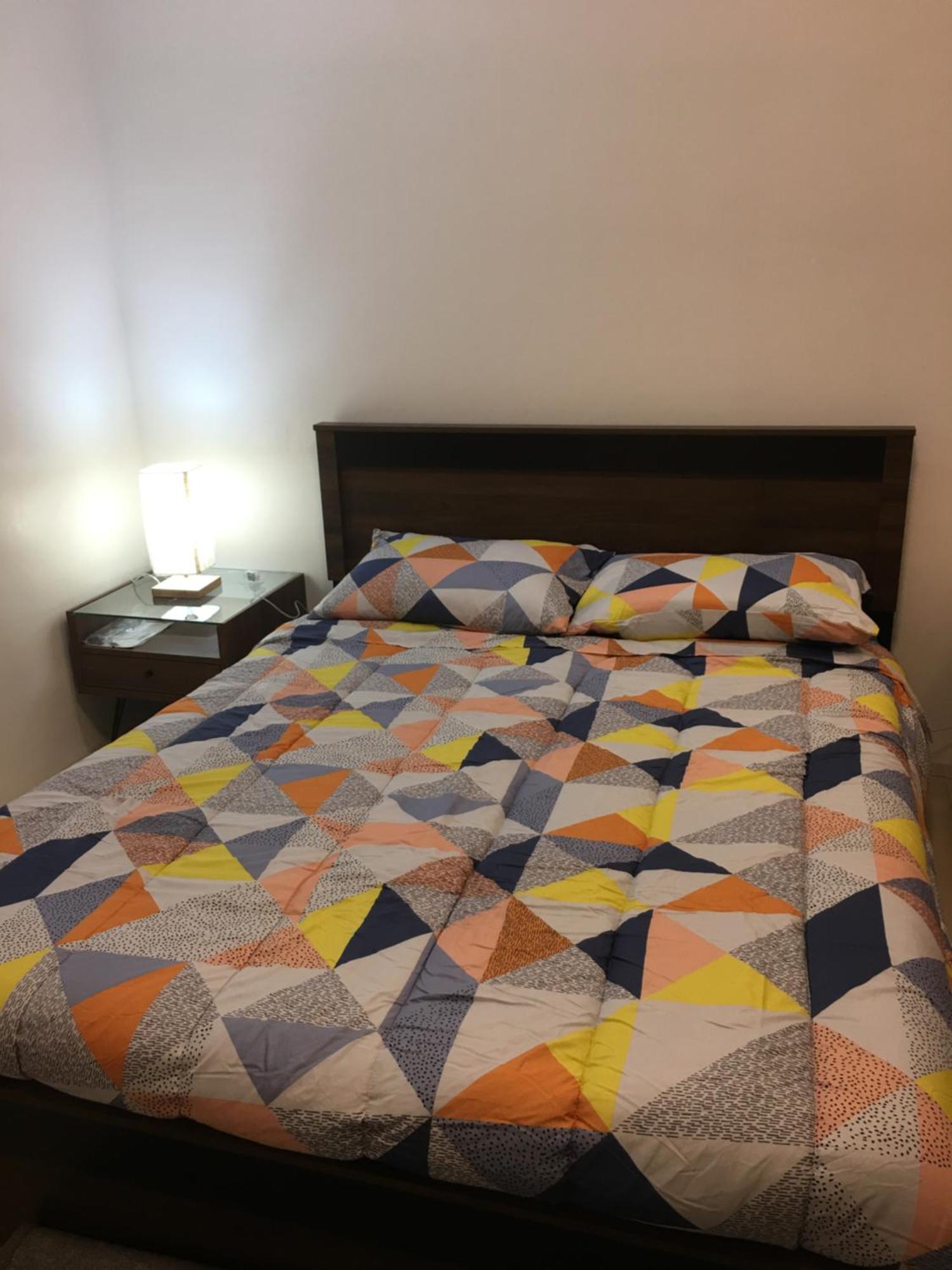 Budget Unit Near Ayala Center Apartment *