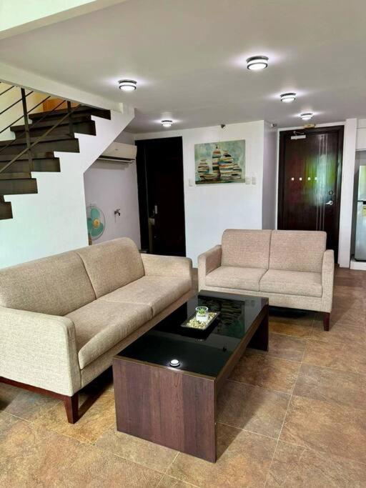 Relaxing Loft Unit In *
