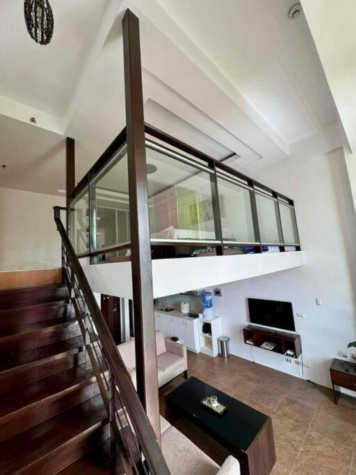 Apartment Relaxing Loft Unit In