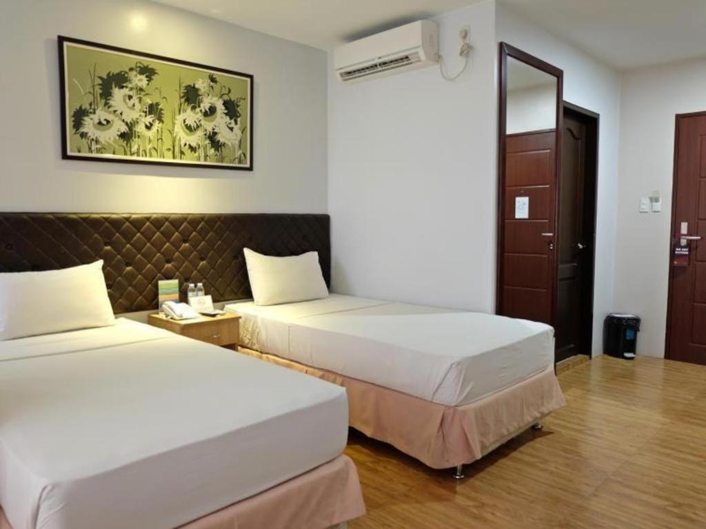 Capitol And Hotel Cebu