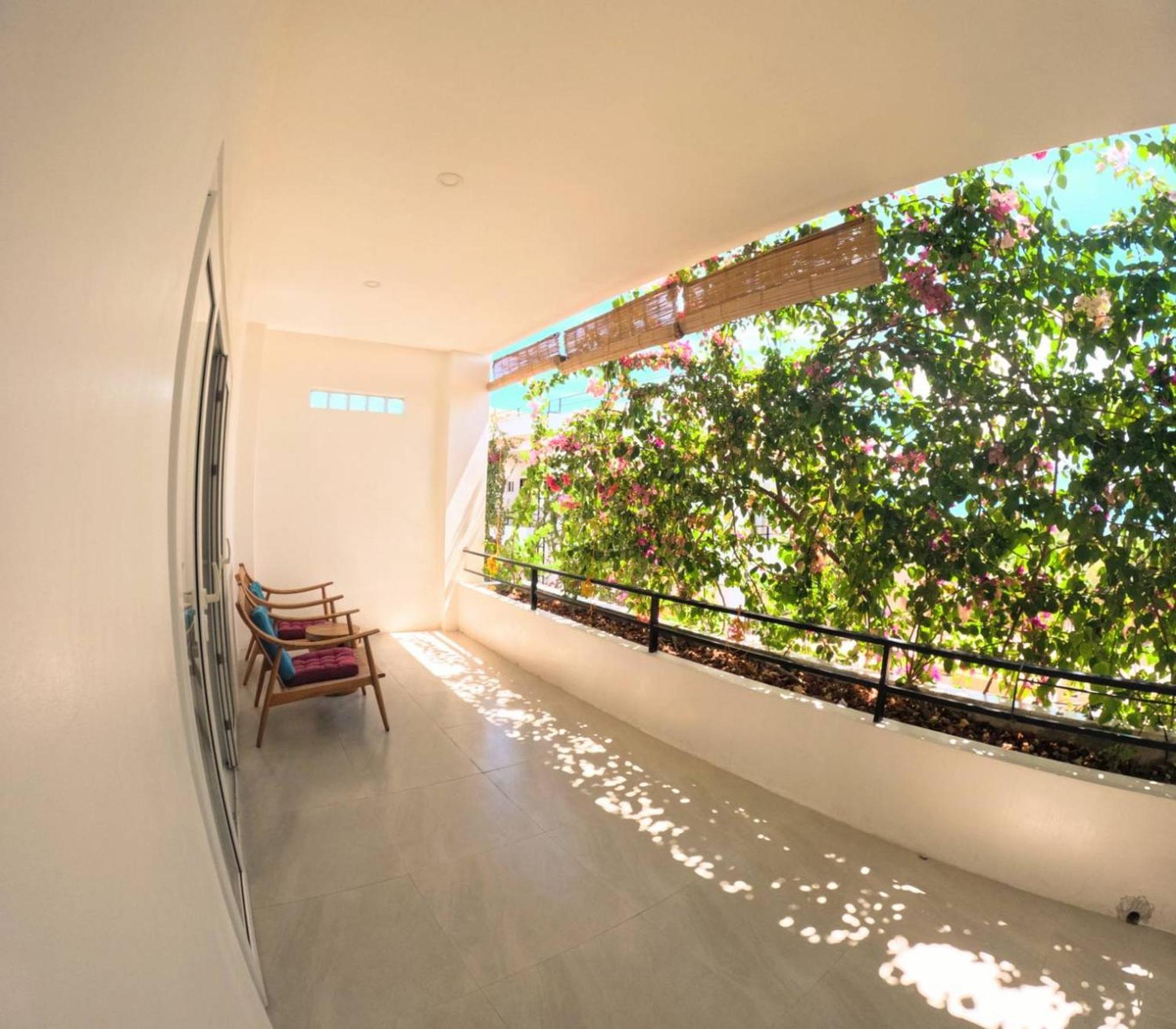 Divers Plumeria Hotel 3*
