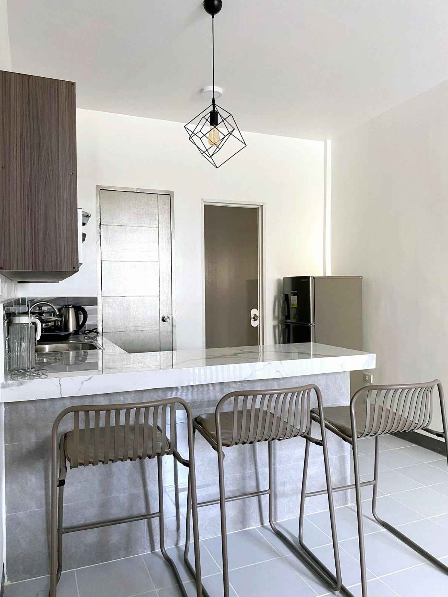 Casas Bugambilias Door 1 * Balamban