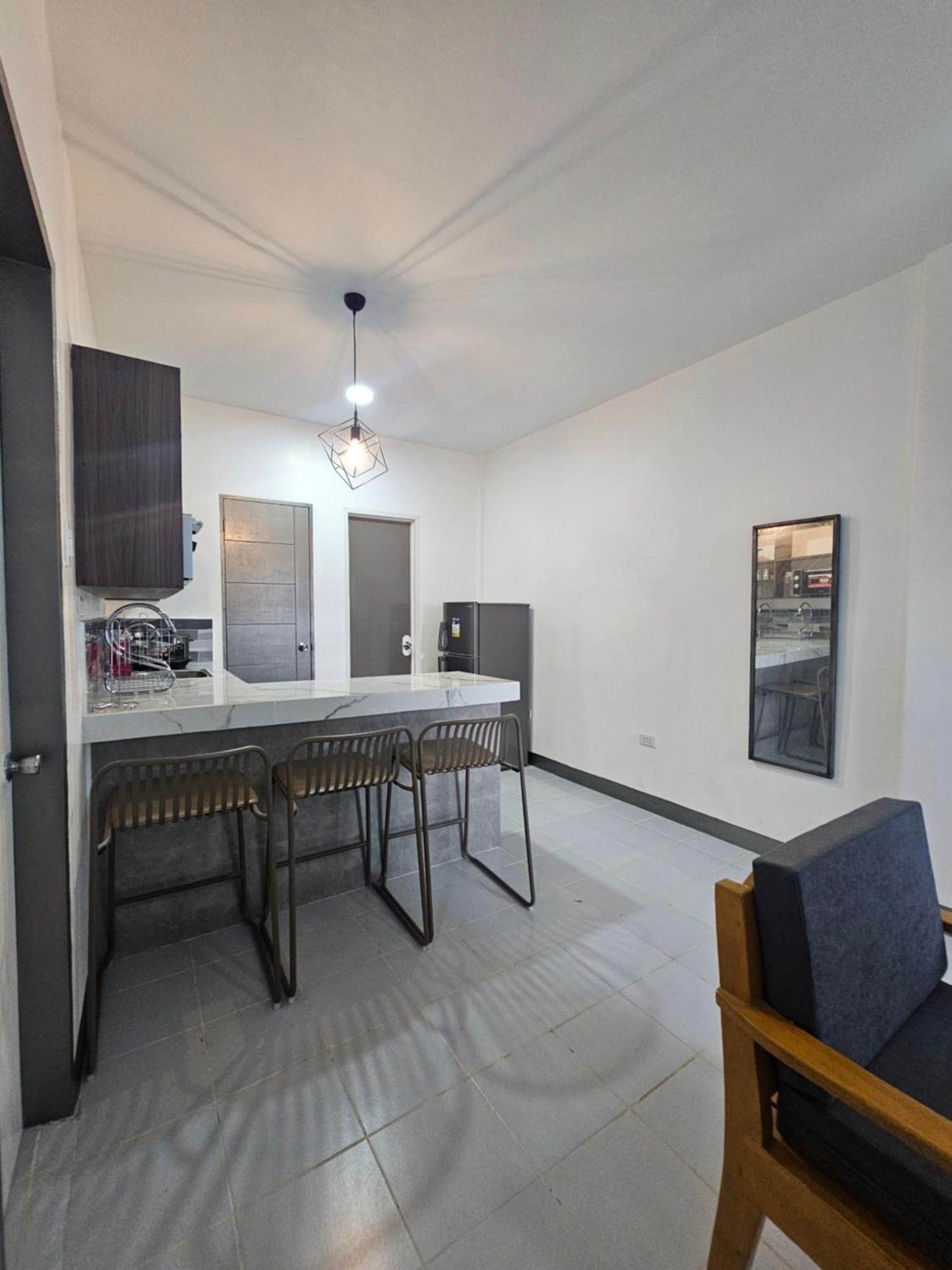 Casas Bugambilias Door 1 Balamban