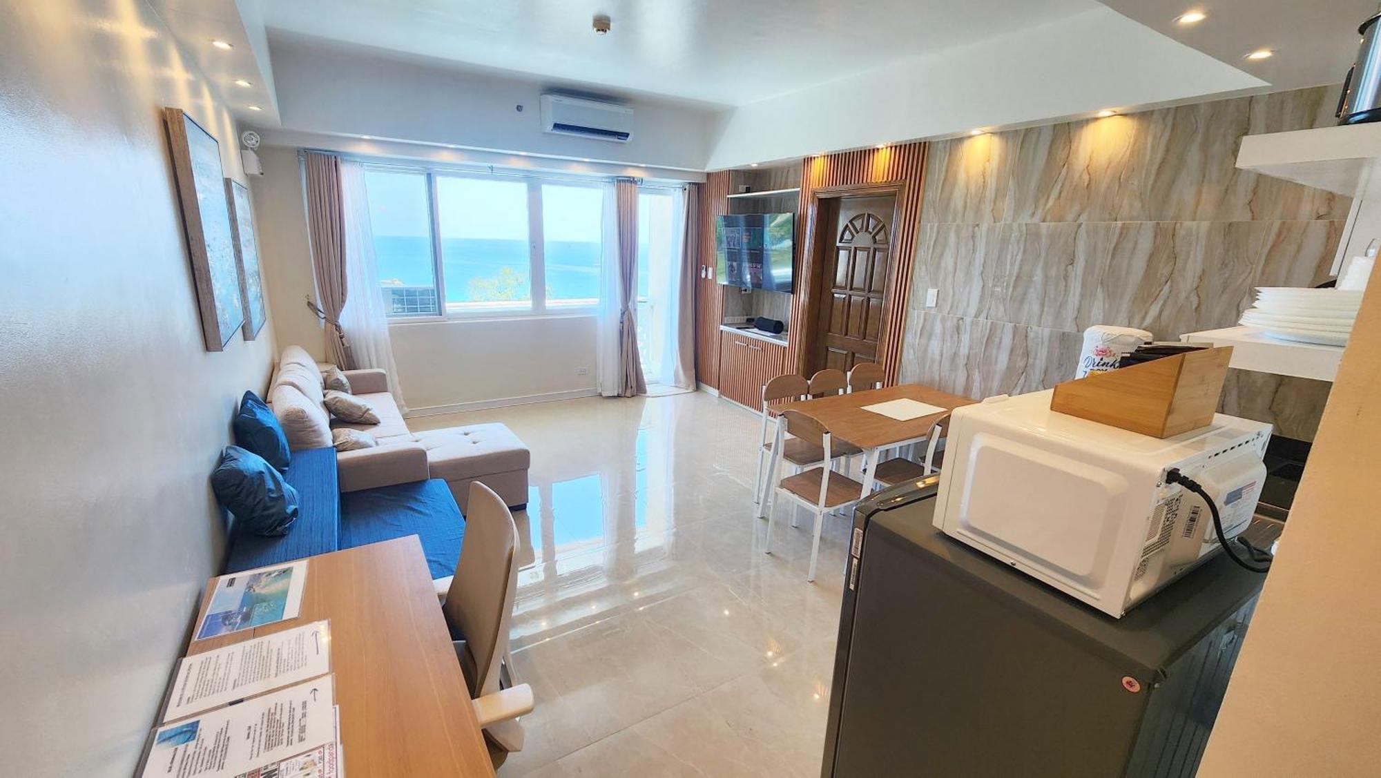 La Mirada Residences