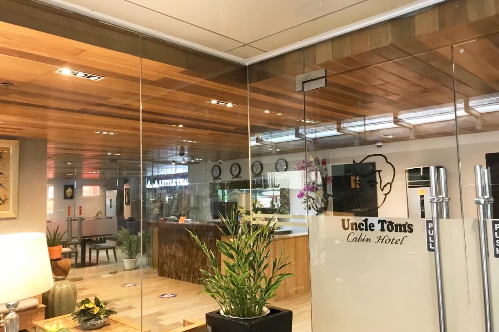Uncle Tom's Powered By Cocotel Cebu