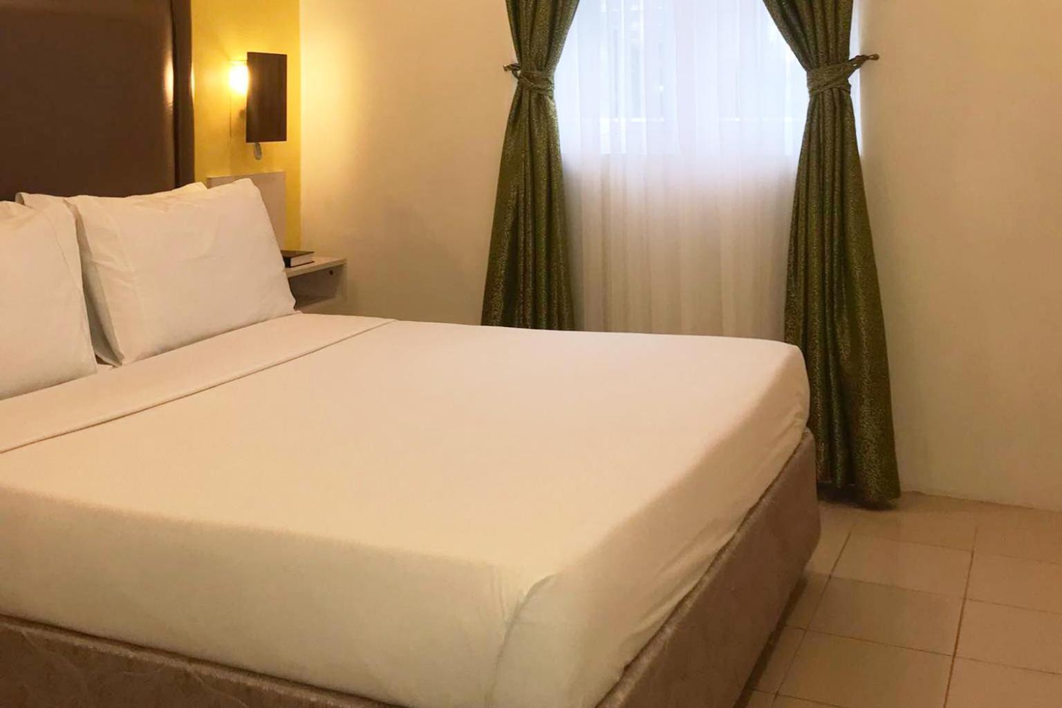 Uncle Tom's Powered By Cocotel Hotel 3*