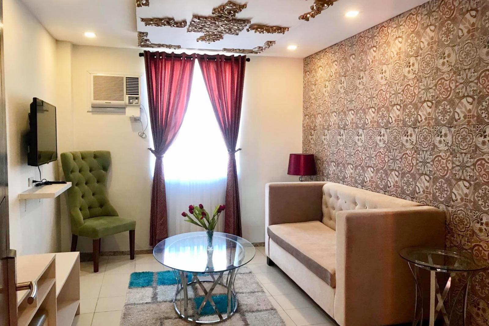 Uncle Tom's Powered By Cocotel Hotel Cebu