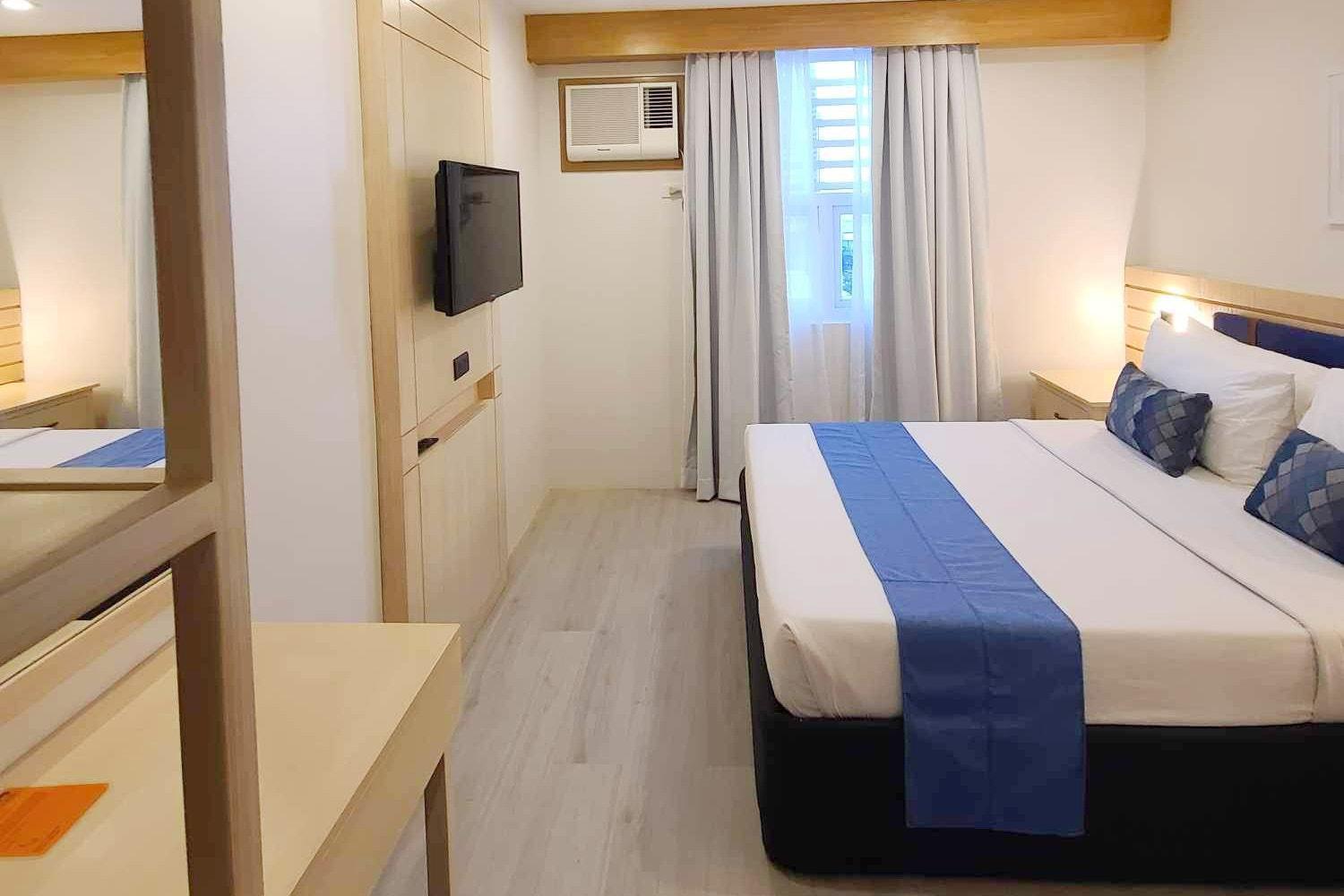 Uncle Tom's Powered By Cocotel Hotel 3*