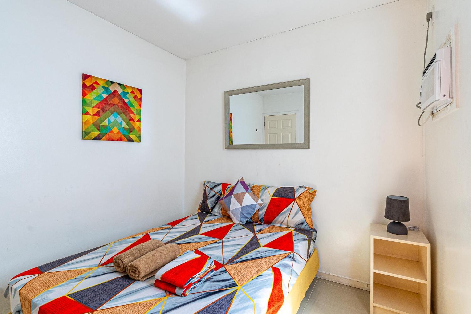 Lotlot's New House Nr Fuente Osmena Hse3 *