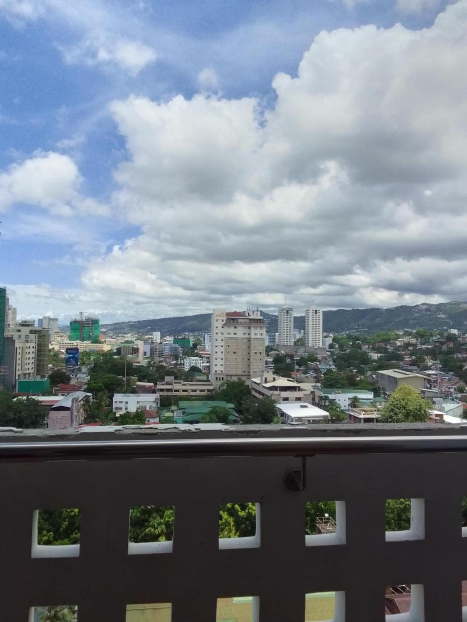 Budget Unit Near Ayala Center Apartment Cebu