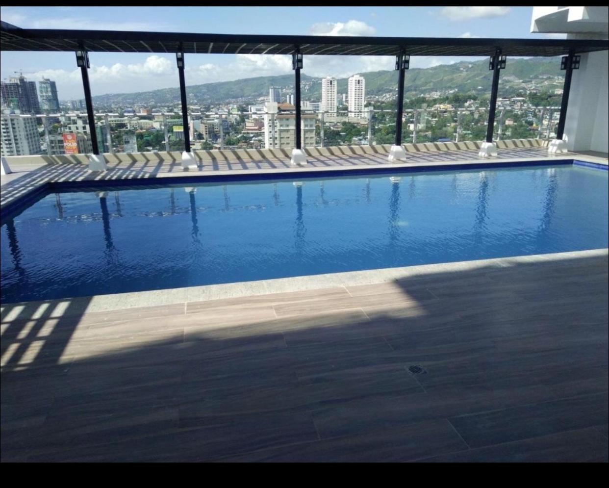 Apartment Budget Unit Near Ayala Center *