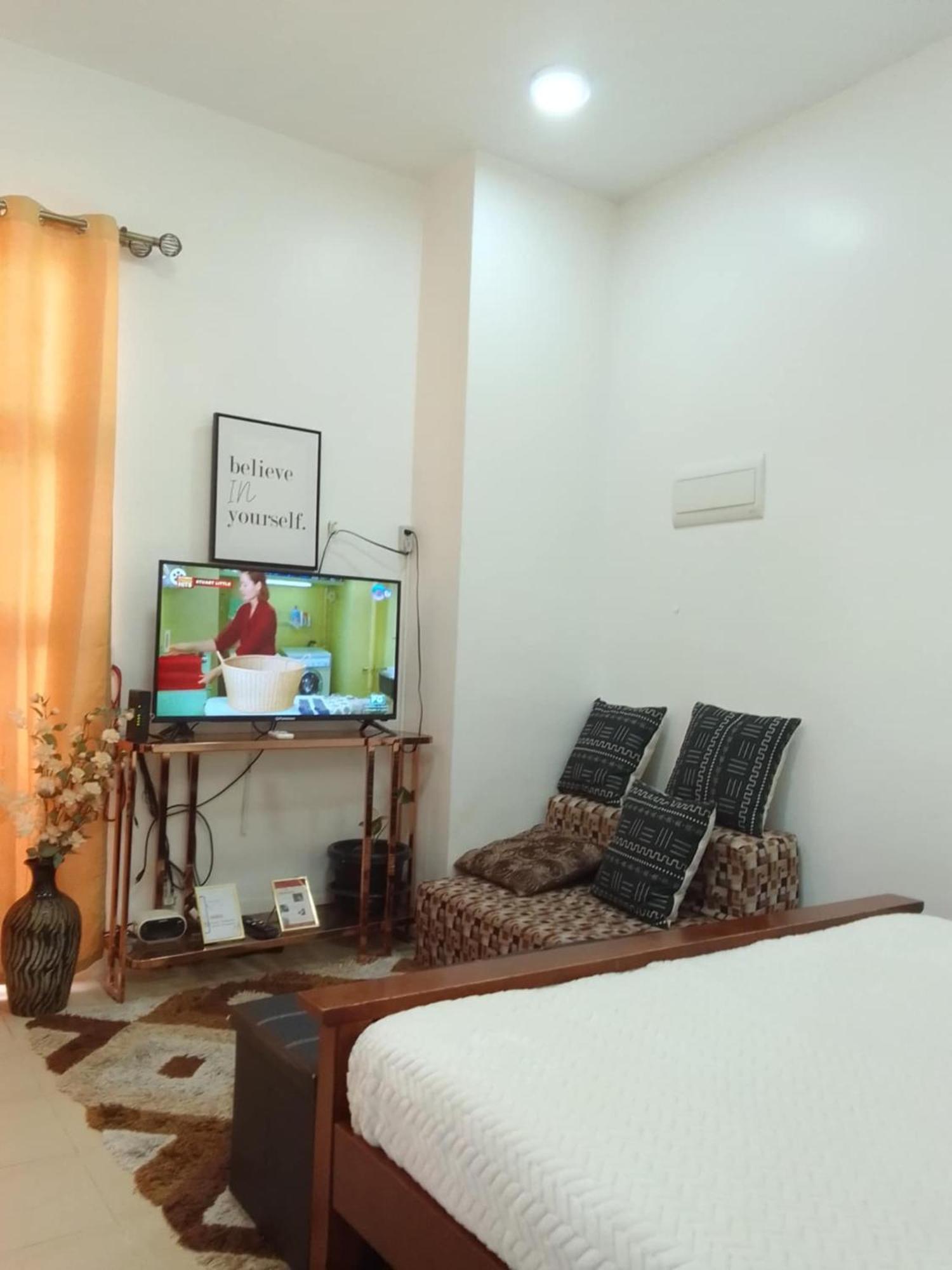 Budget Unit Near Ayala Center *