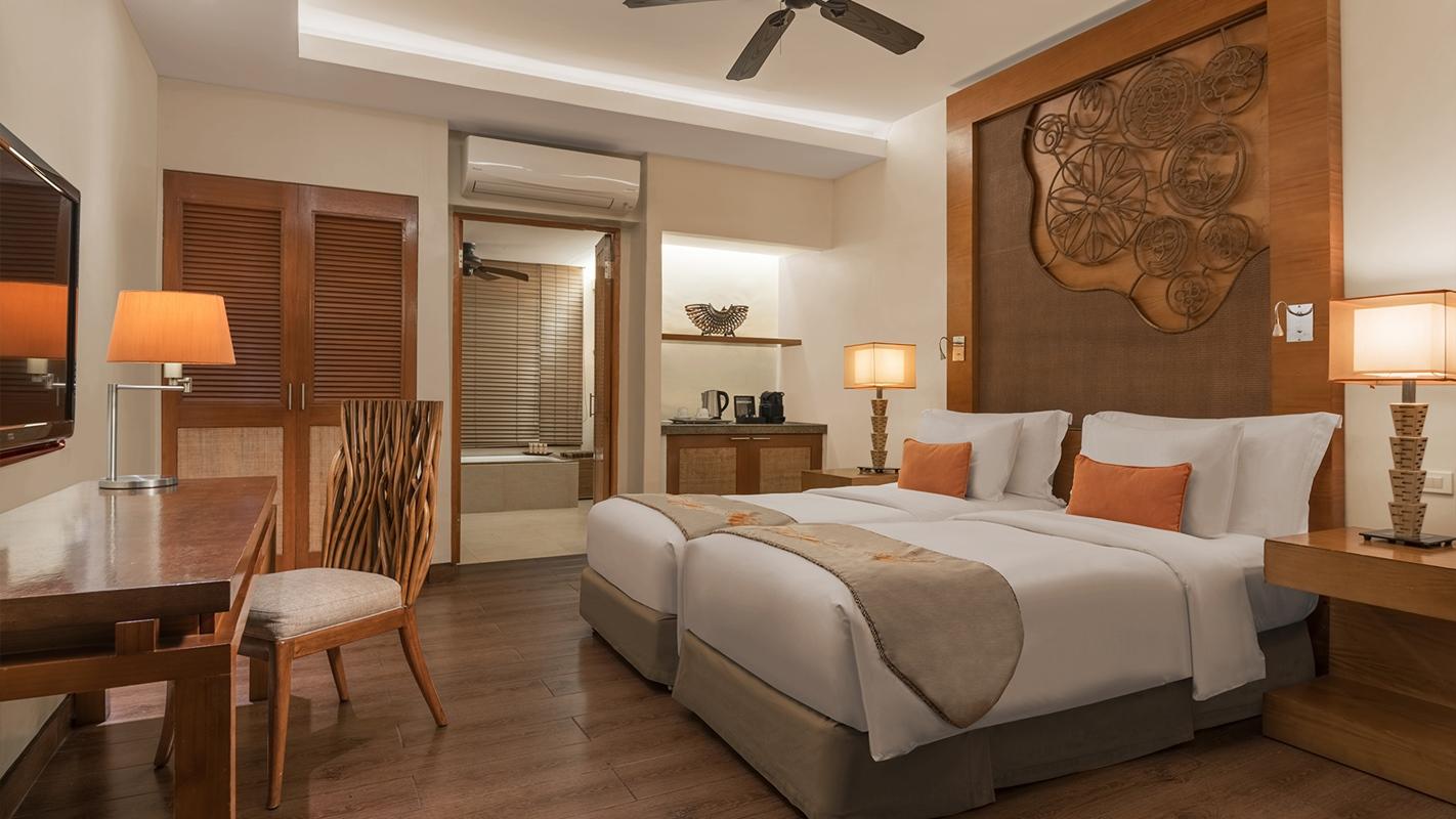 Crimson And - Mactan Island, Cebu 5* Lapu-Lapu City