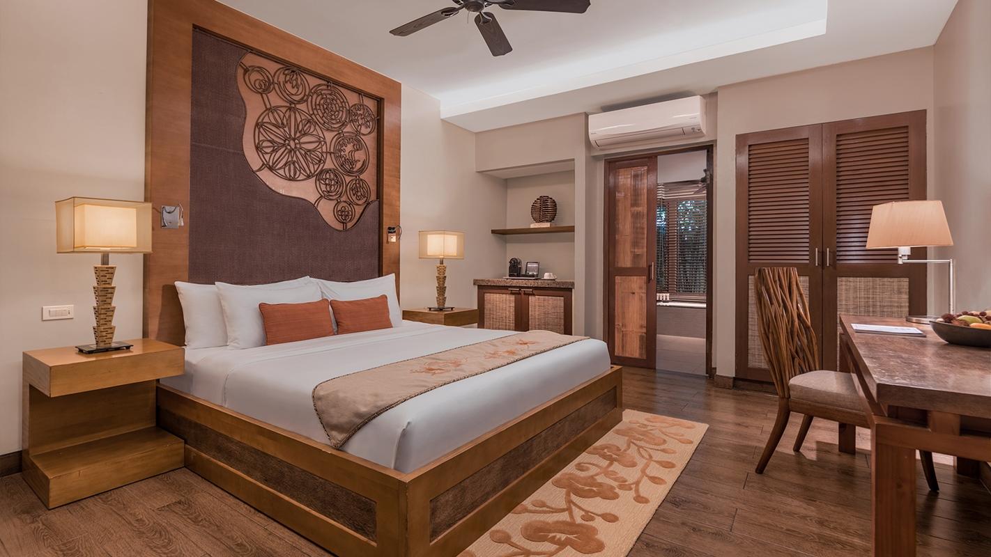 Resort Crimson And - Mactan Island, Cebu 5*