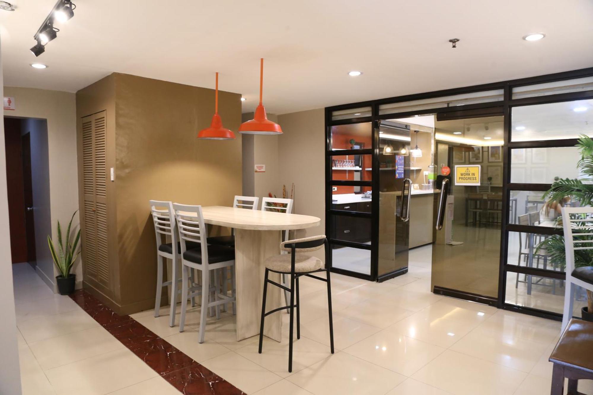 Hotel Travelbee Business 2*