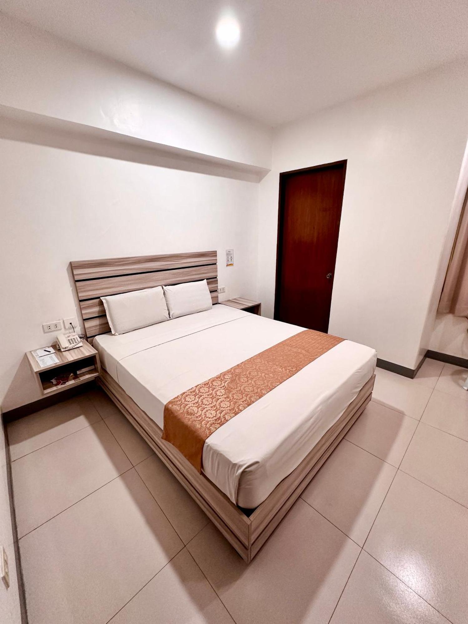 Travelbee Fuente Inn Cebu