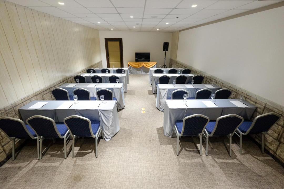 Quincentennial Hotel 3*