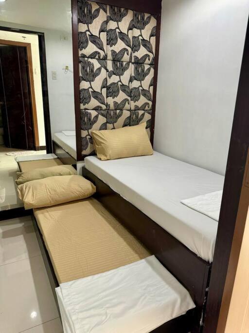 3-br Unit In The Center Of Apartment Cebu