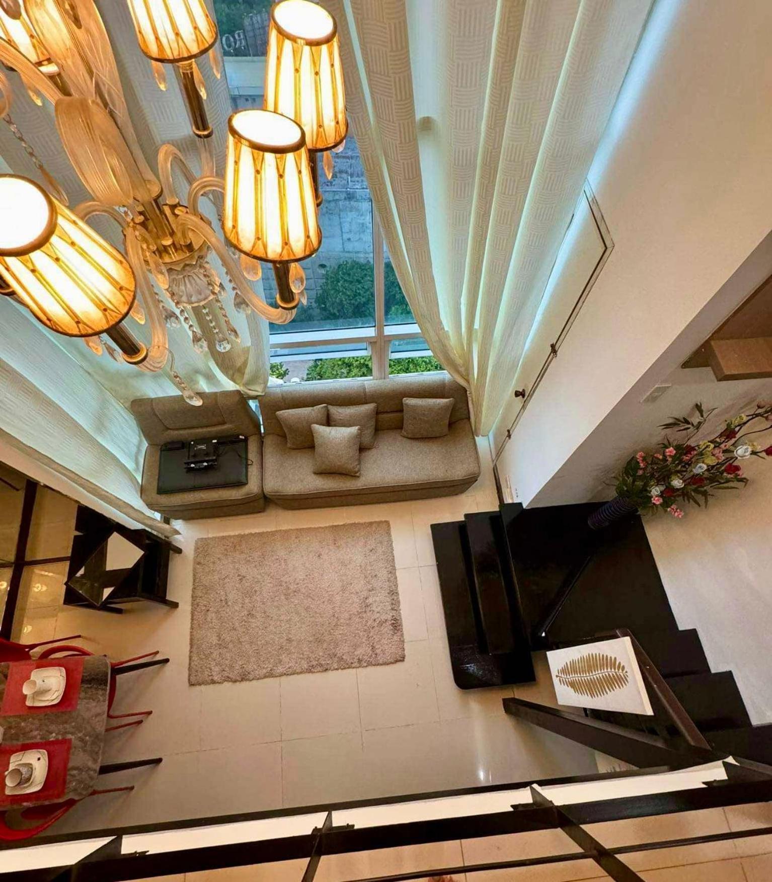 3-br Unit In The Center Of * Cebu